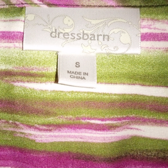 Woman's Dress Shirt - Picture 4 of 4